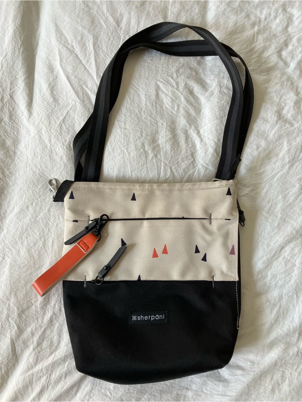 Sherpani Crossbody Bag
